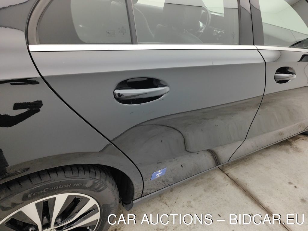 Mercedes A-klasse-bm177 A (W177) A 180 136HP BUSINESS LINE 5D, 2023