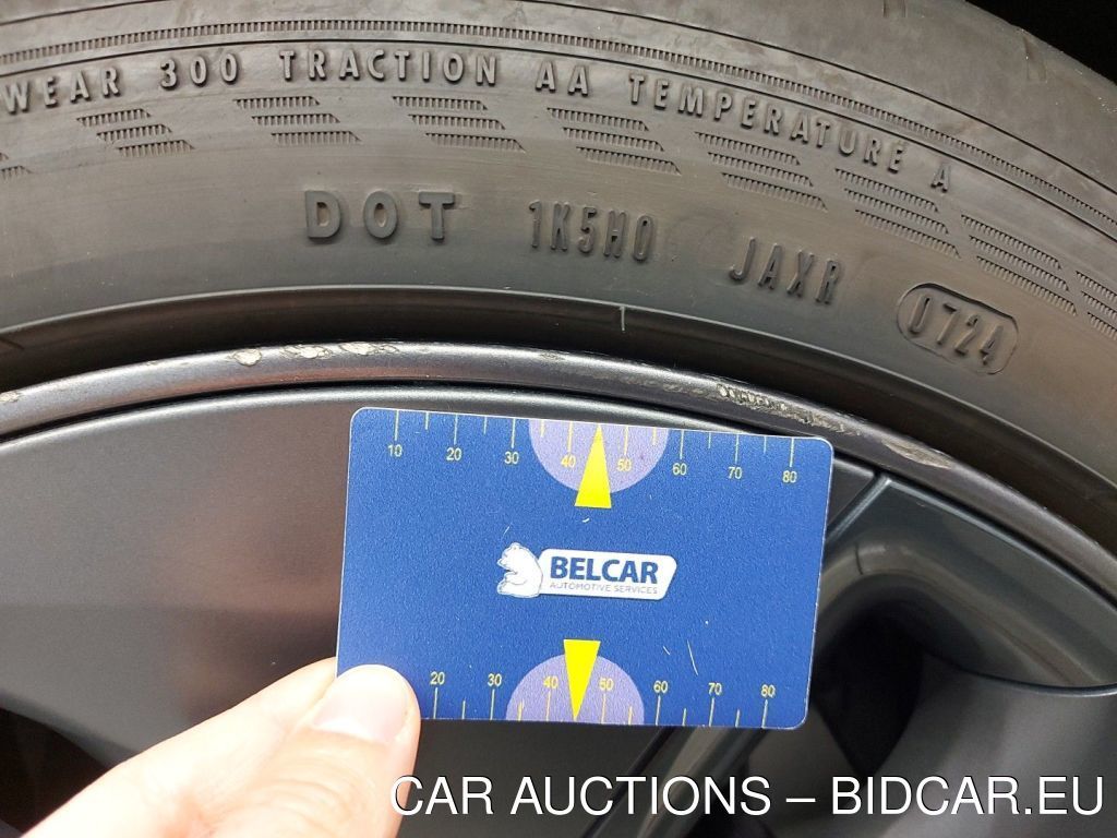 Tesla Model 3 LONG-RANGE DUAL MOTOR AWD 4D, 2020