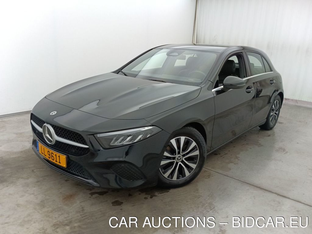Mercedes A-klasse-bm177 A (W177) A 180 136HP BUSINESS LINE 5D, 2023