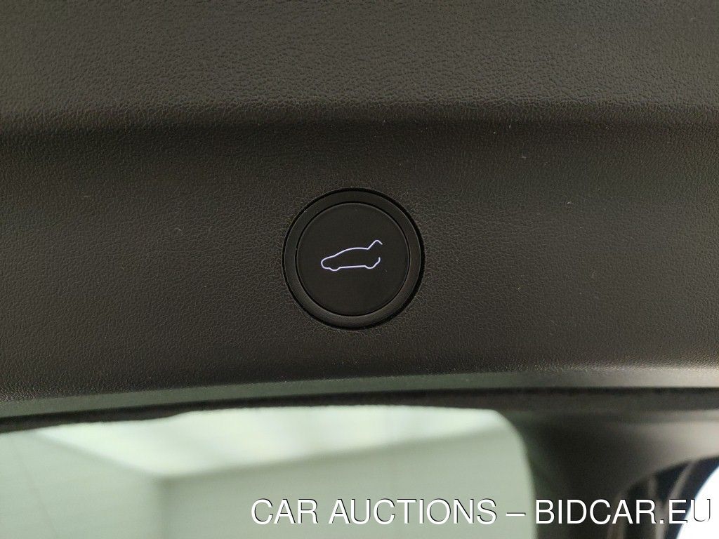 Tesla Modely Y LONG RANGE DUAL MOTOR AWD 5D, 2024