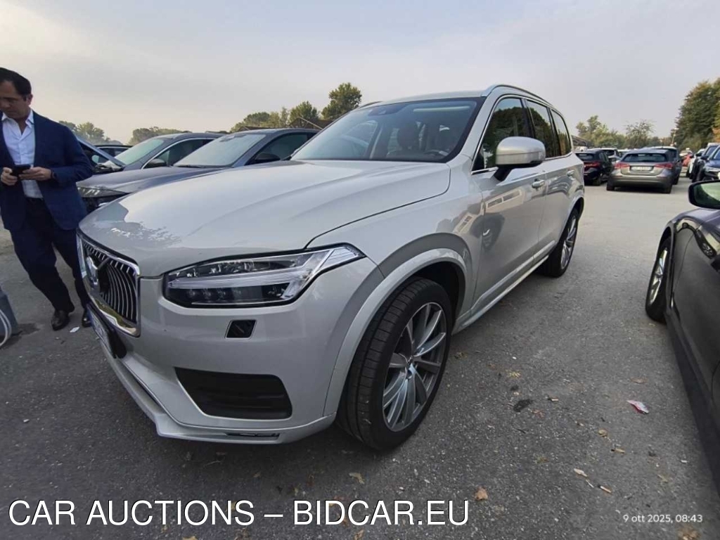 Volvo XC90 B5 D AWD automatico 7p Momentum Pro, 2021