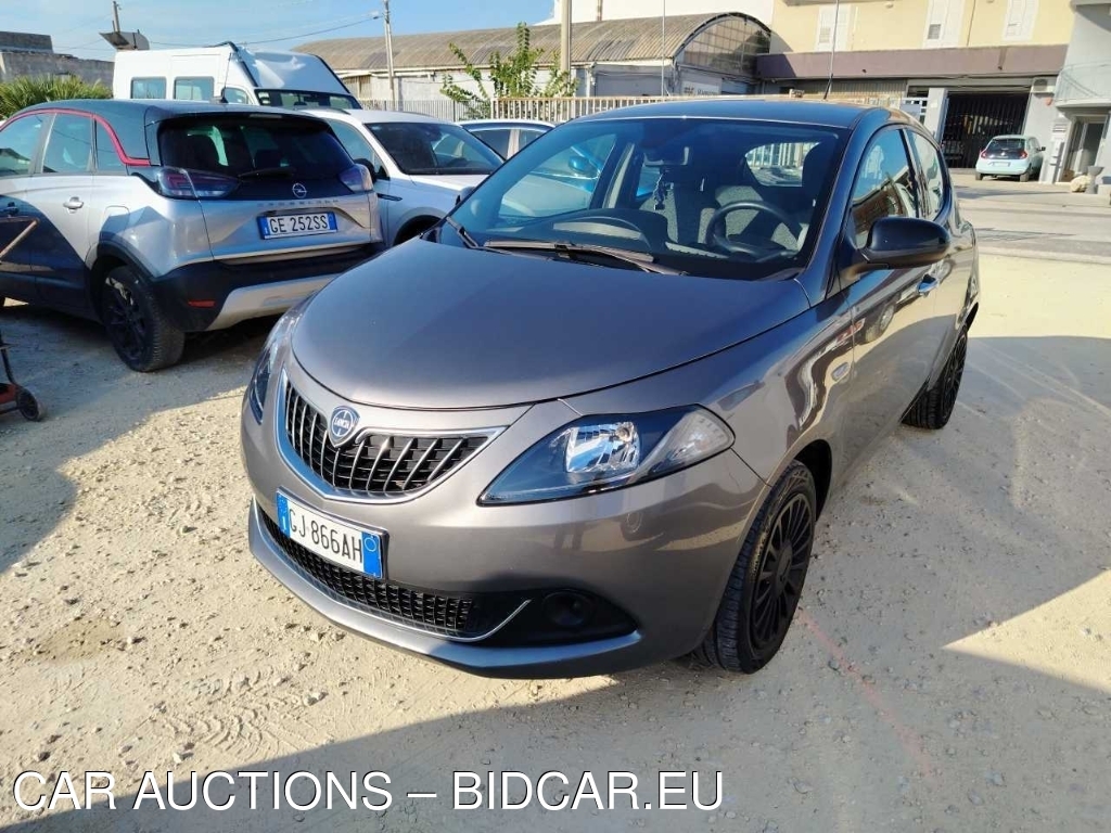 Lancia YPSILON ECOCHIC 1.0 FireFly 70cv S&amp;S Hybrid SILVER, 2022