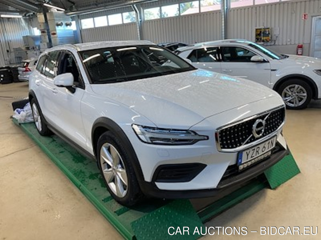 Volvo V60 cross country Cross Country B4 AWD Advanced Navi Pro VOC Drag