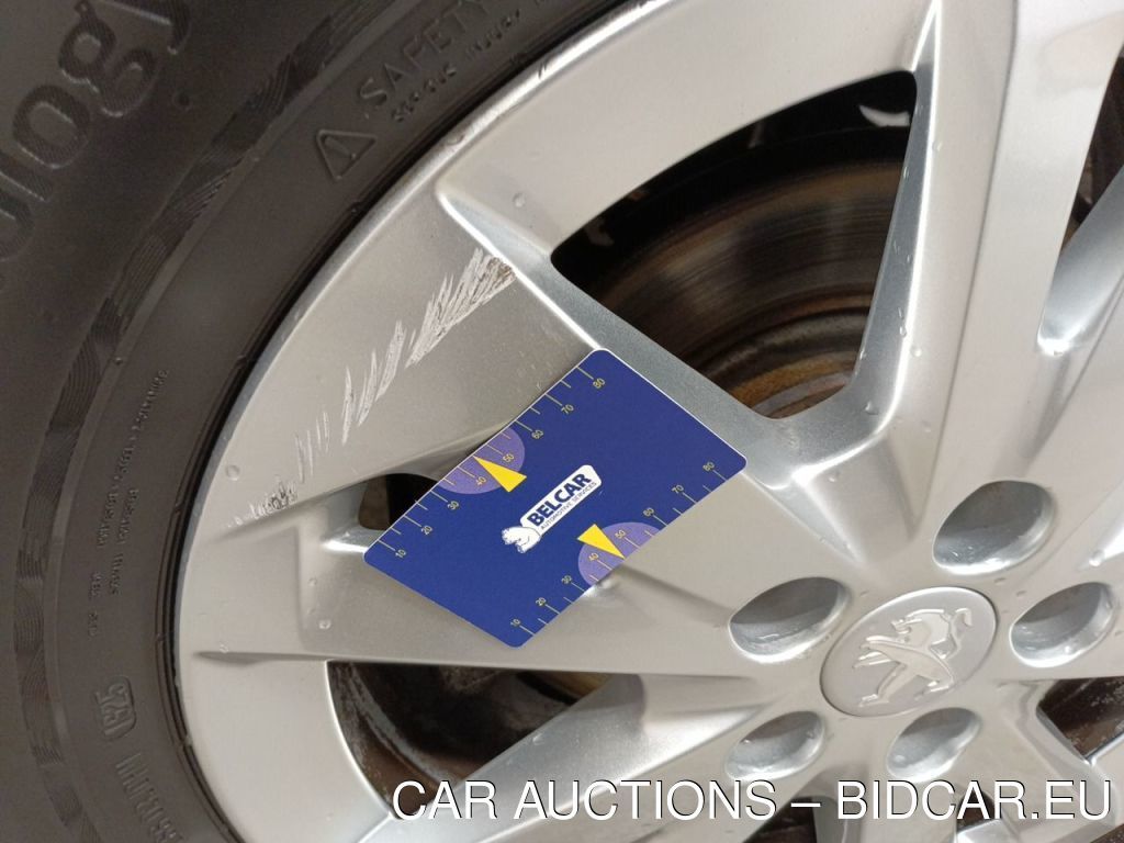 Peugeot Rifter 1.2 PURETECH 130 EAT8 S/S ALLURE 5D, 2021