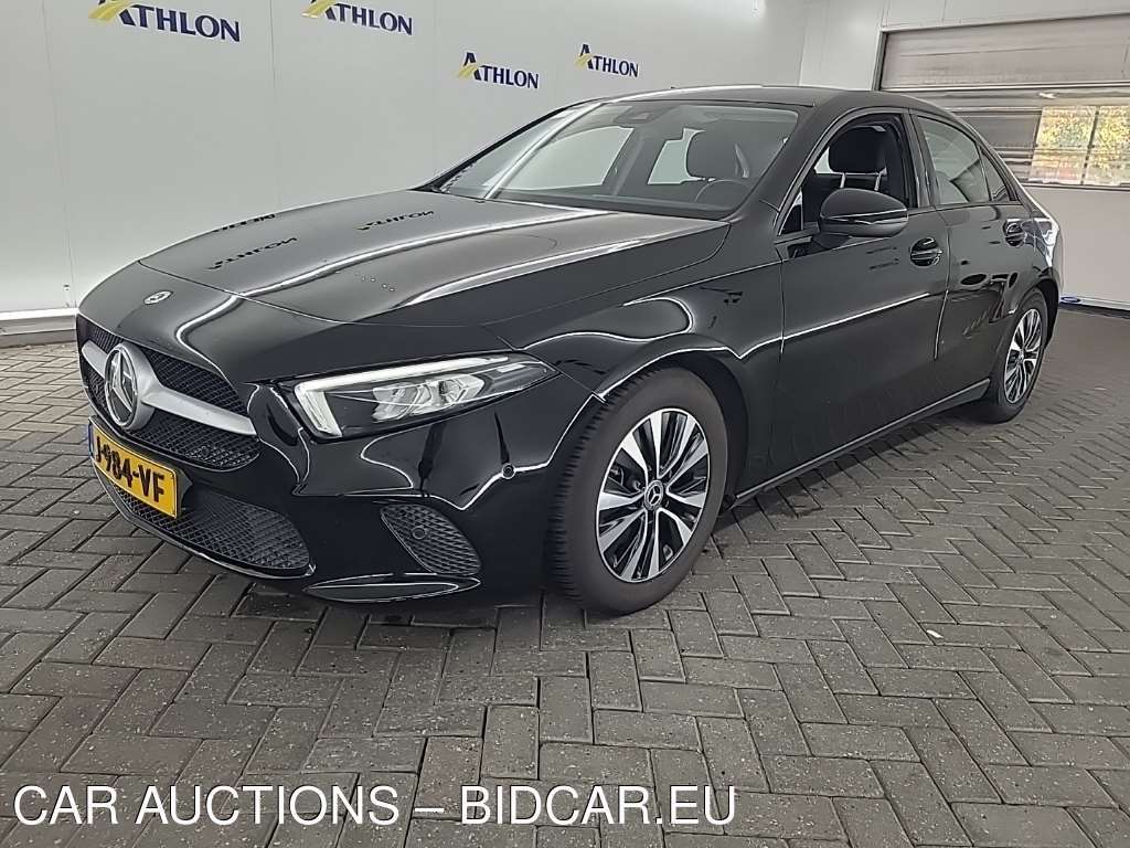 Mercedes A-klasse limous A180 7G-DCT BUSINESS SOL. 100KW ATHLON EDITION, 2020