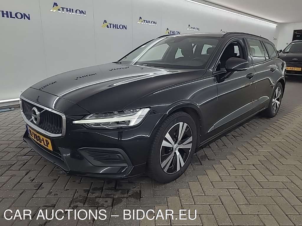 Volvo V60 B3 AUTOMAAT MOMENTUM ADVANTAGE 5D 120KW, 2021