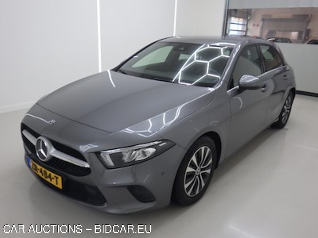 Mercedes-Benz A-klasse A 180 d 7G-DCT Business Solution Plus 5d
