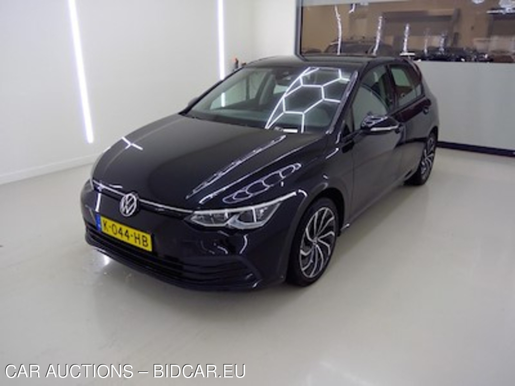 Volkswagen GOLF 1.0 eTSI 81kW DSG Life Business 5d ActieAuto