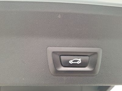 BMW X3-g1 FL21. BMW X3 SDRIVE18D (100 KW) 5D, 2022