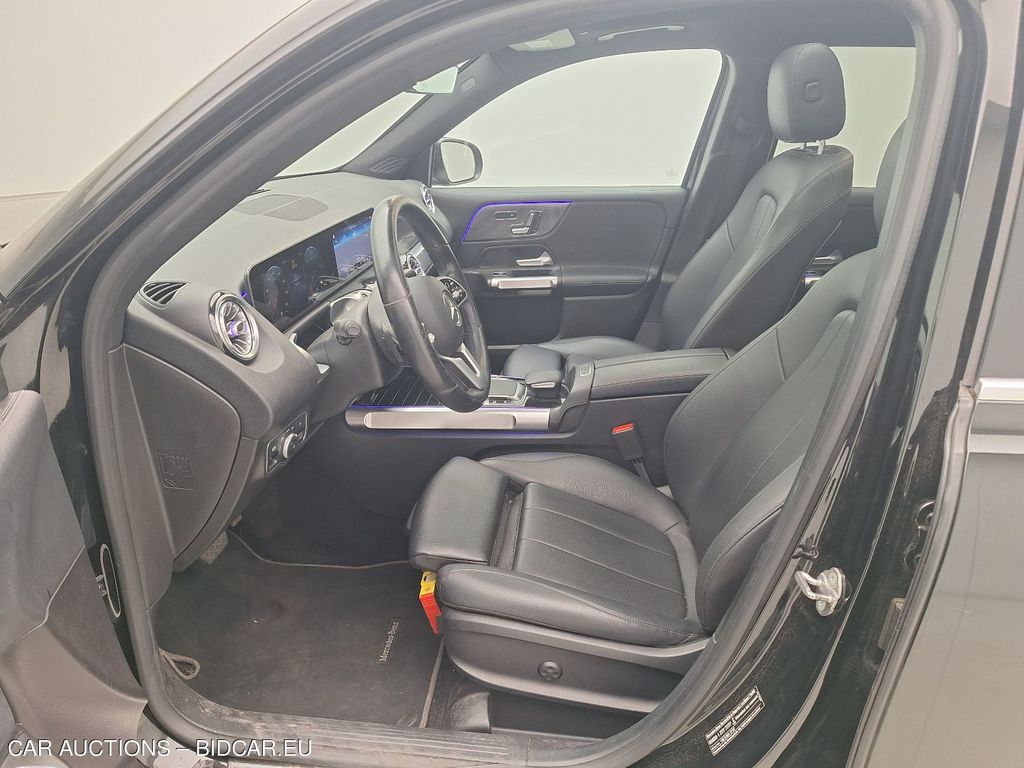 Mercedes Glb-klasse-bm24 19. MERCEDES-BENZ GLB GLB 200 D BUSINESS SOLUTION 5D, 2020