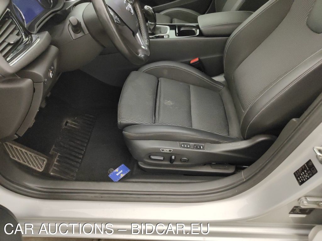 Opel Insigniagrandsp GRAND SPORT DIESEL - 2020 1.5 TURBO D 122 BUSINESS ELEGANCE 5D, 2022