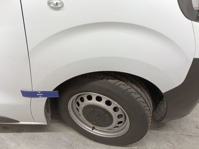 Peugeot Expert-lcv STANDARD L2 2.0 BLUEHDI 145 EAT8 4D, 2023