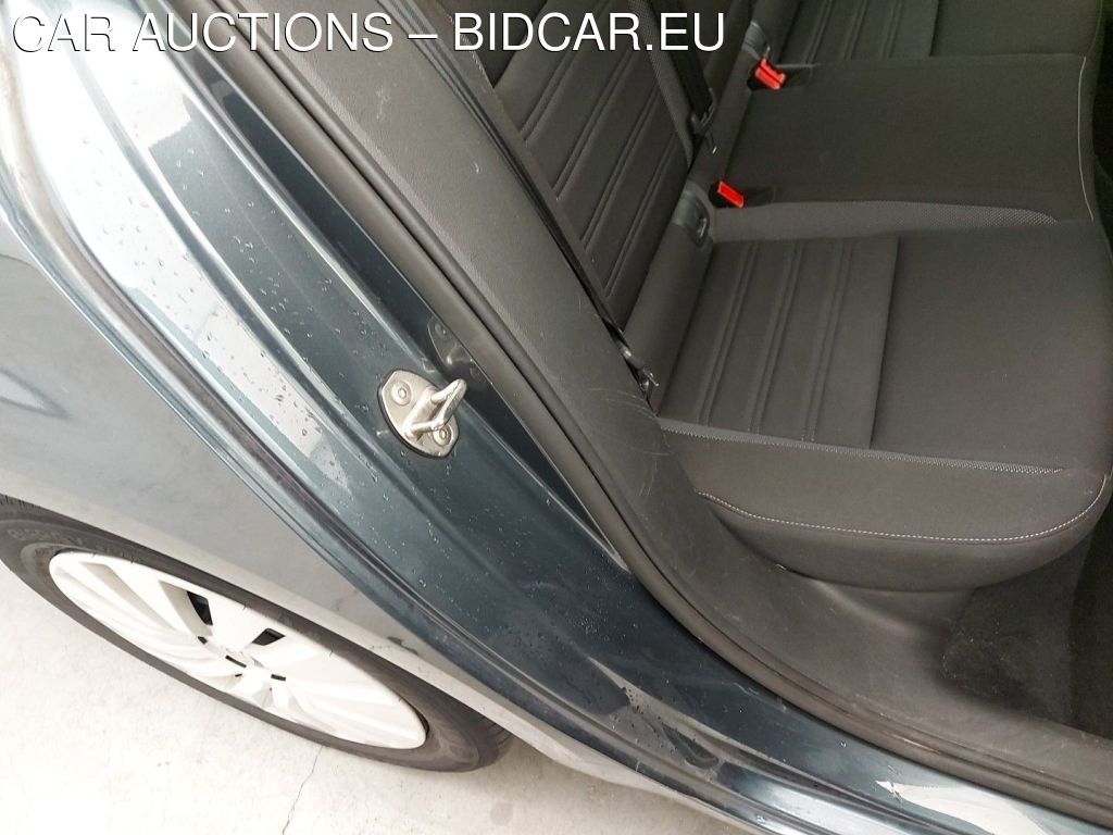 Skoda Octaviacombi-5e COMBI 1.6 CRTDI GREENTEC 85KW AMBITION 5D, 2019
