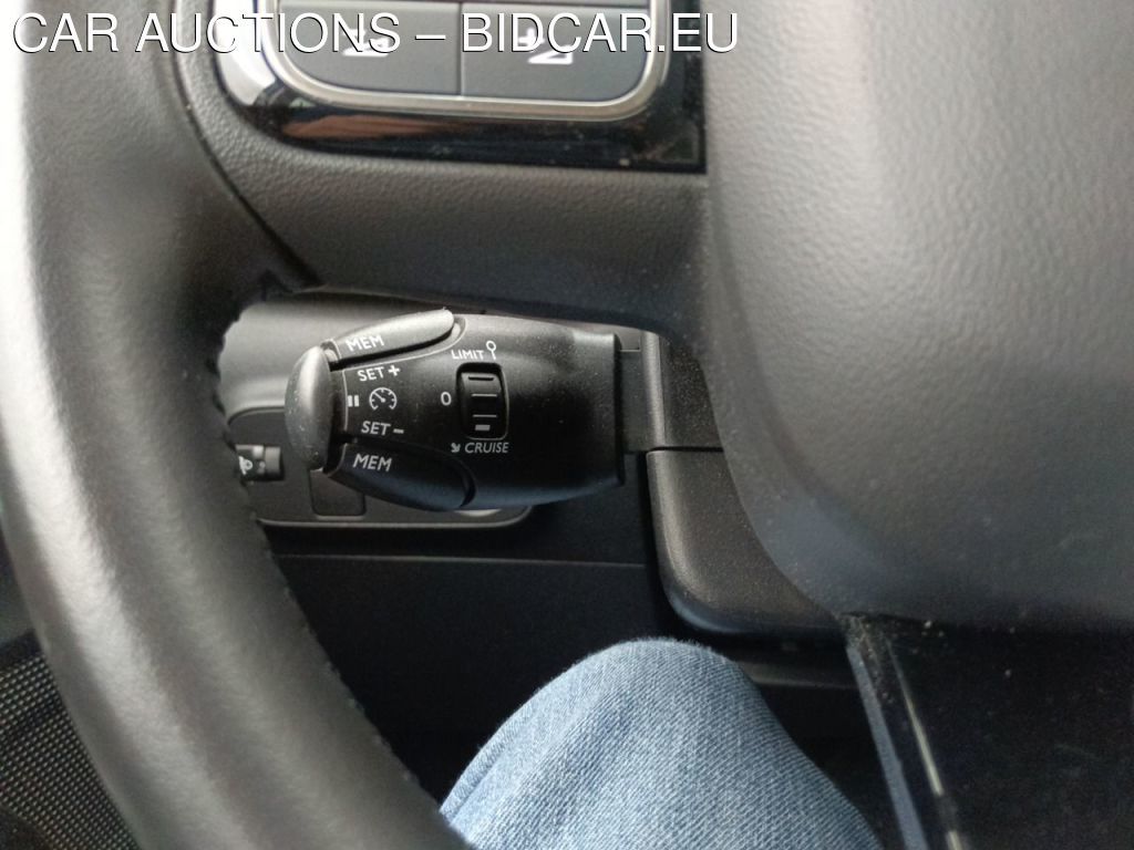 Citroen C3 1.5 BLUEHDI 100 S&S MAN6 SHINE 5D, 2022