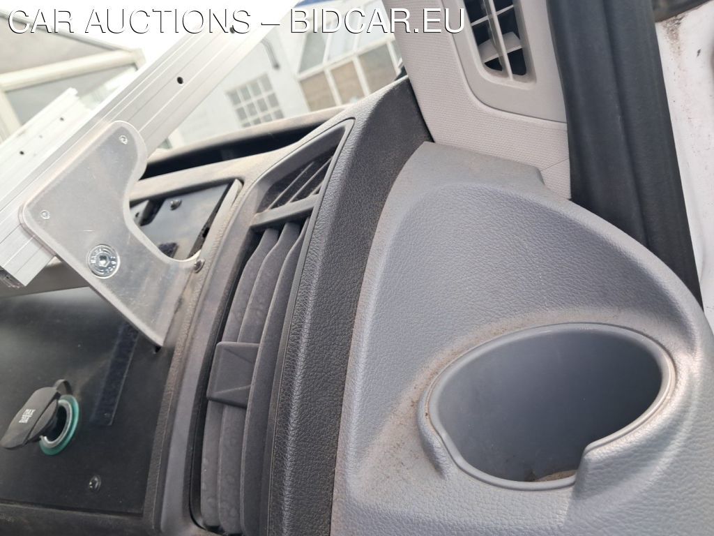 Ford Transit 350M 2.0TD 130PK 96KW M6 TREND 4D, 2019