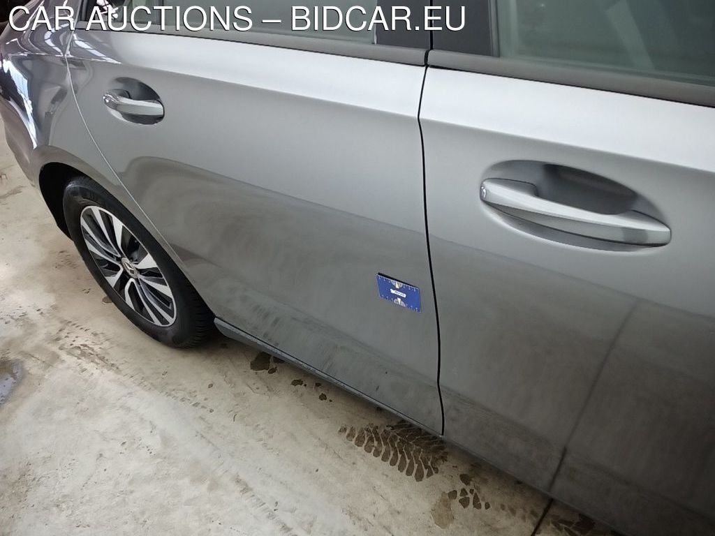 Mercedes A-klasse-lim-17 LIMOUSINE A 180 BUSINESS SOLUTION 4D, 2021