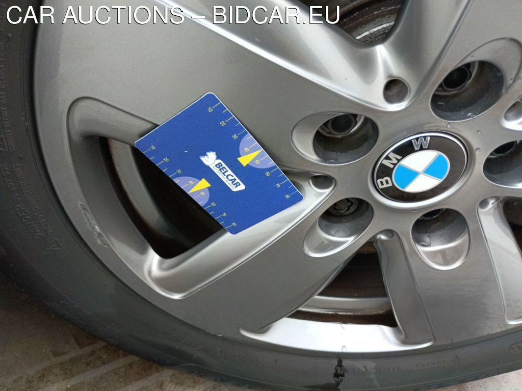 BMW Serie1-f40 REEKS HATCH 116DA (85 KW) 5D, 2021