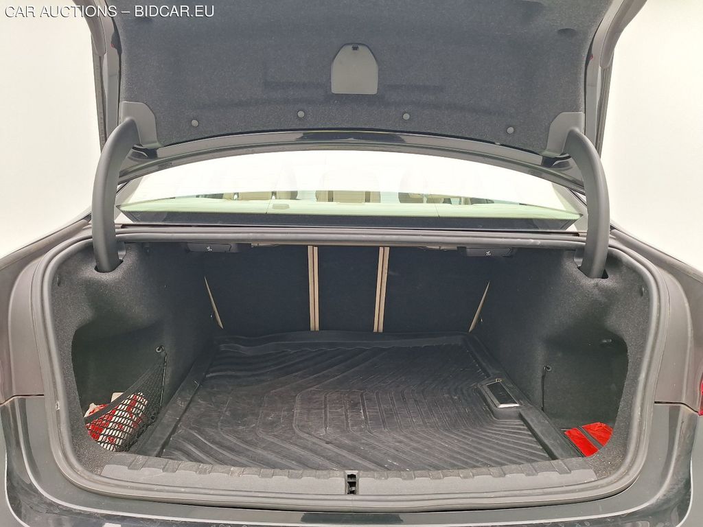 BMW Serie3-f30 18. BMW 3 REEKS BERLINE 316DA (90 KW) 4D, 2021