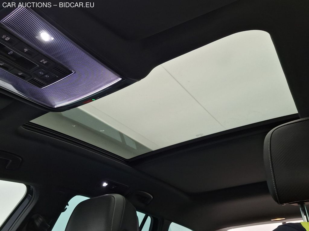 Volkswagen Passat-variant- VARIANT FL19. VOLKSWAGEN PASSAT VARIANT 2.0 TDI SCR 110KW DSG7 E, 2021