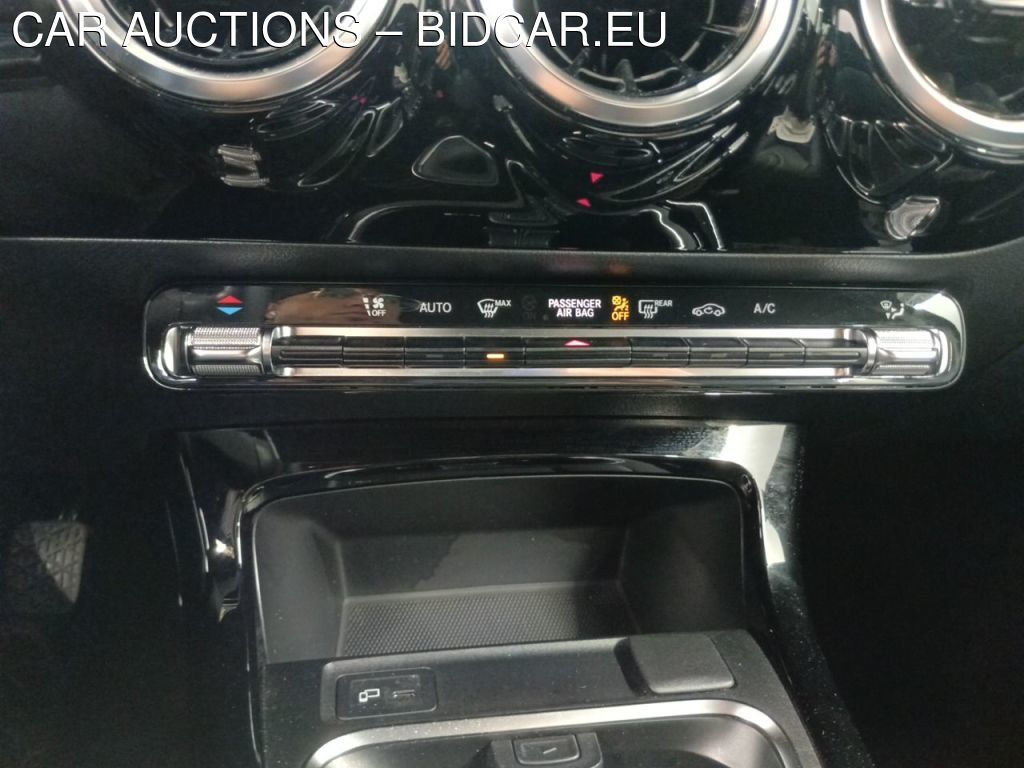 Mercedes A-klasse-lim-17 LIMOUSINE A 180 BUSINESS SOLUTION 4D, 2021
