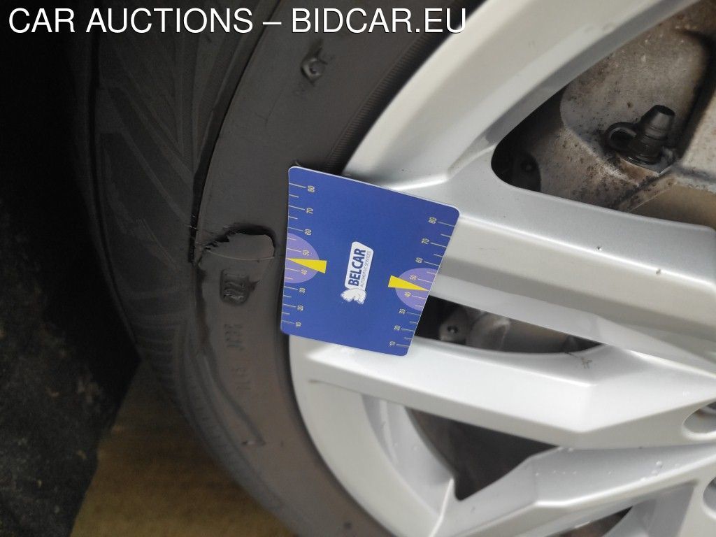 Audi Q5-fyg BUSINESS EDITION S LINE 35 TDI S TRONIC 5D, 2021