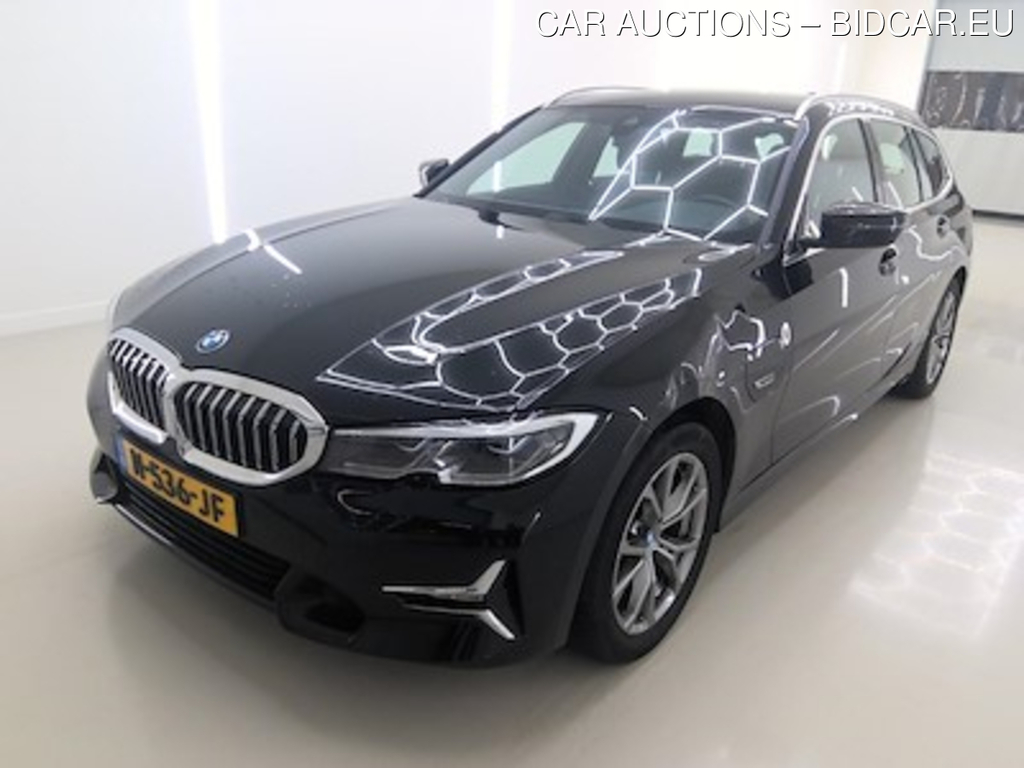 BMW 3 serie touring 320e Business Edition Plus Luxury Line 5d