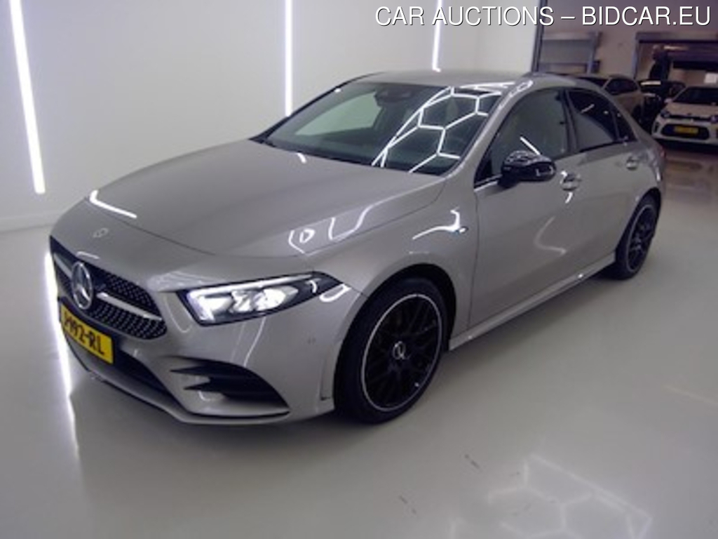 Mercedes-Benz A-klasse limousine A 250 e 8G-DCT Business Sol AMG Limited 4d