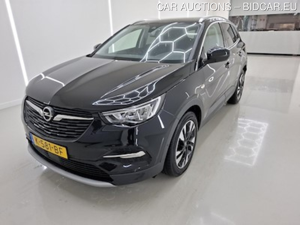 Opel Grandland X 1.2 Turbo S;S 96kW Bus. Executive 5d
