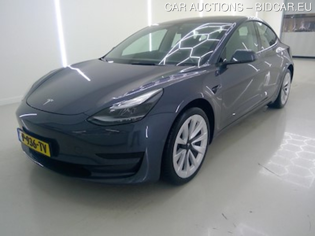 Tesla Model 3 RWD