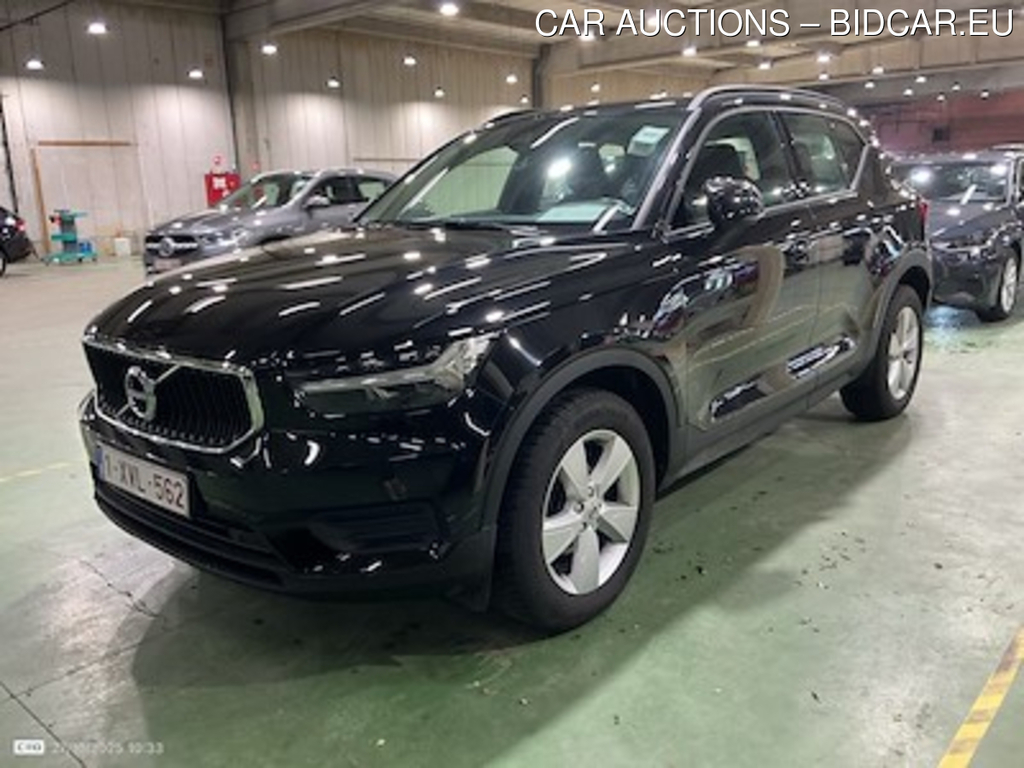 Volvo XC40 2.0 D3 GEARTRONIC MOMENTUM CORE