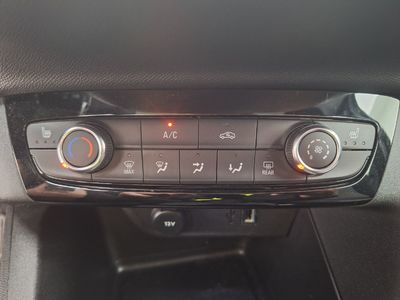 Opel Corsa-f 19. OPEL CORSA 1.2 TURBO 74KW S/S EDITION 5D, 2023