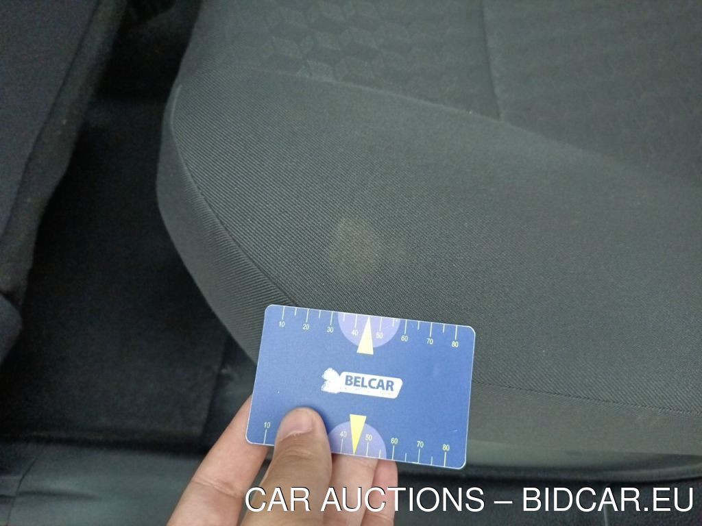 Toyota Yaris-xp21 1.5 VVT-I HYBRID ICONIC E-CVT 5D, 2021