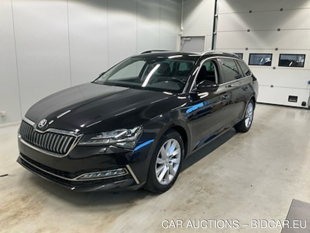 Skoda SUPERB 1,4 Tsi Plug-In Hybrid Dsg6 Plus Combi UA!