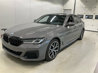 BMW 5 serie 530e SEDAN F M SPORT UA!