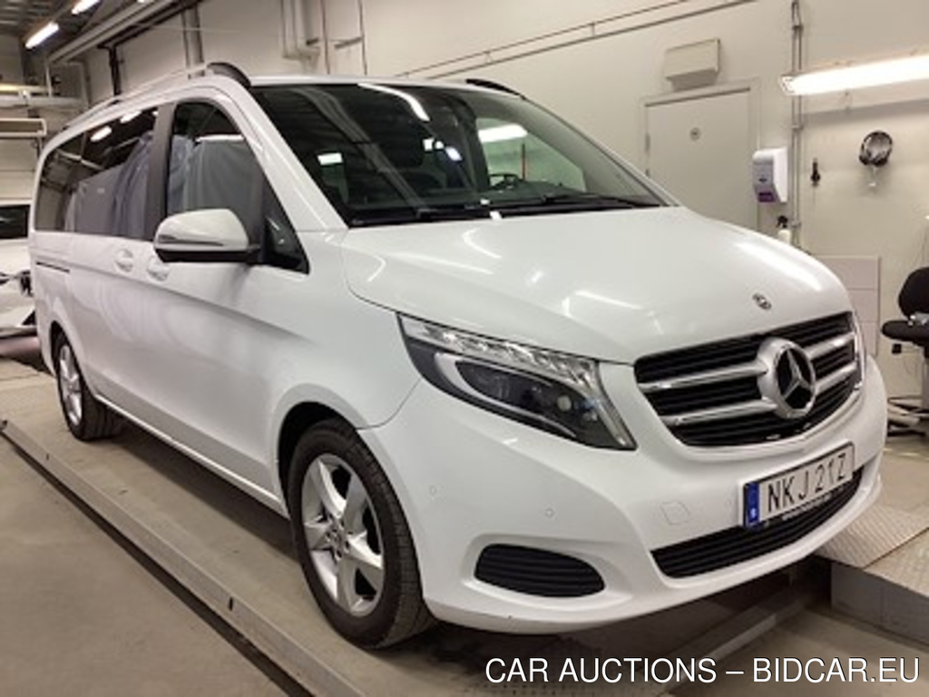 Mercedes-Benz V-Klass 220d 3.1t L2 7-sits Drag