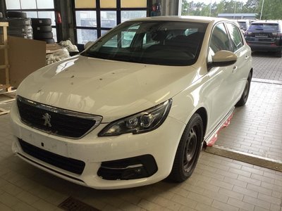 Peugeot 308 PURETECH 130 GPF EAT8 STOP & START Active Pack, 2021