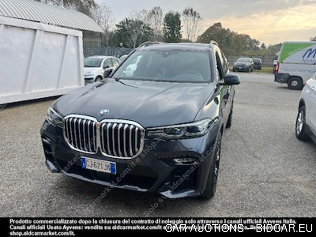 BMW X7 xdrive 40d 48v auto. -