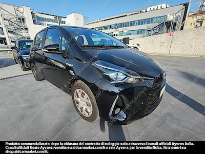 Toyota yaris 1.5 hybrid active hatchback -