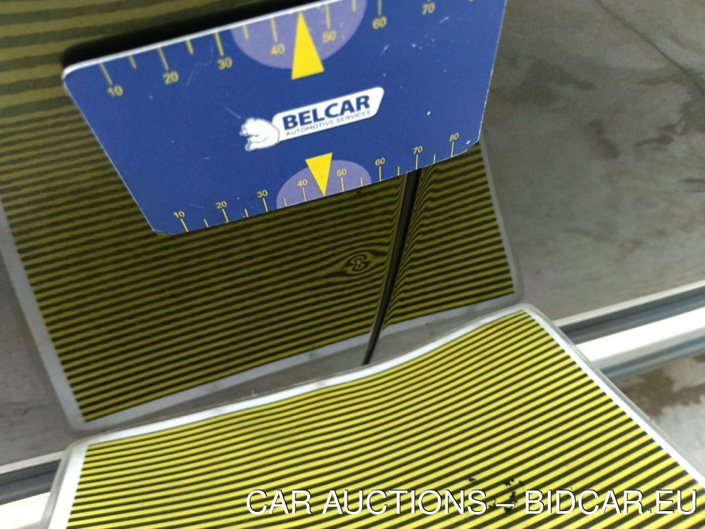 Peugeot 5008 1.5 BLUEHDI 96KW S&amp;S EAT8 ALLURE 5D, 2020