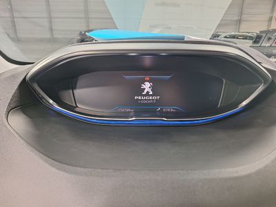 Peugeot 3008 FL20. PEUGEOT 3008 1.5 BLUEHDI 96KW S&amp;S ALLURE PACK 5D, 2021