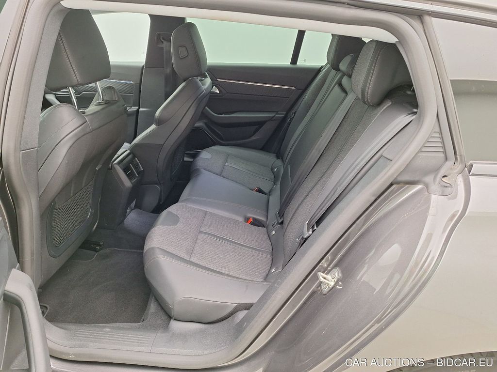 Peugeot 508-sw SW 18. PEUGEOT 508 SW 1.5 BLUEHDI 130 S&S EAT8 ALLURE PAC, 2022