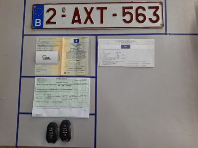 Peugeot 5008 FL20. PEUGEOT 5008 1.5 BLUEHDI 96KW S&amp;S EAT8 ALLURE PACK, 2021