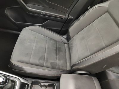 Volkswagen T-roc-d11 1.0 TSI STYLE BUSINESS 5D, 2022