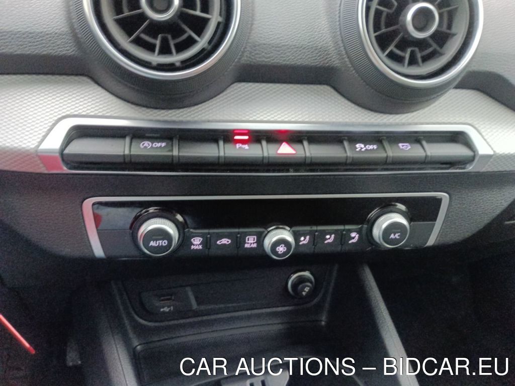 Audi Q2-gag - 2021 35 TFSI S TRONIC (MY23) 5D, 2023