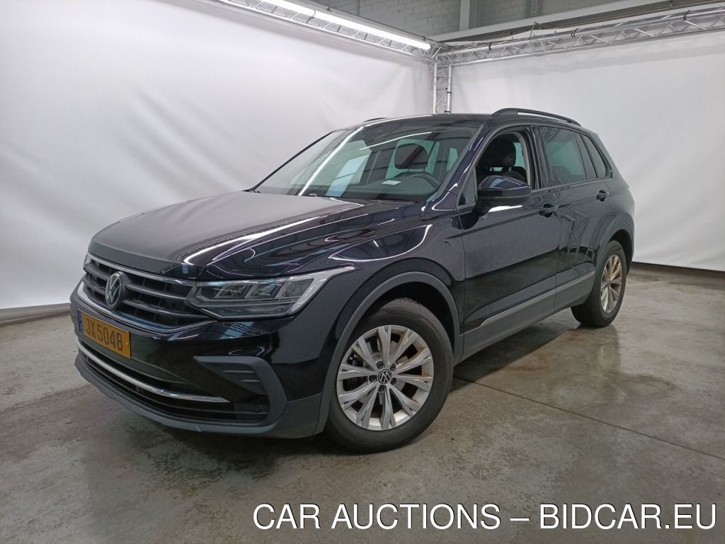 Volkswagen Tiguan-ax1 DIESEL - 2021 2.0 TDI 150 SCR LIFE BMT DSG 5D, 2022