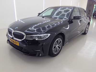 BMW 3 serie sedan 320iA Business Edition Plus 4d