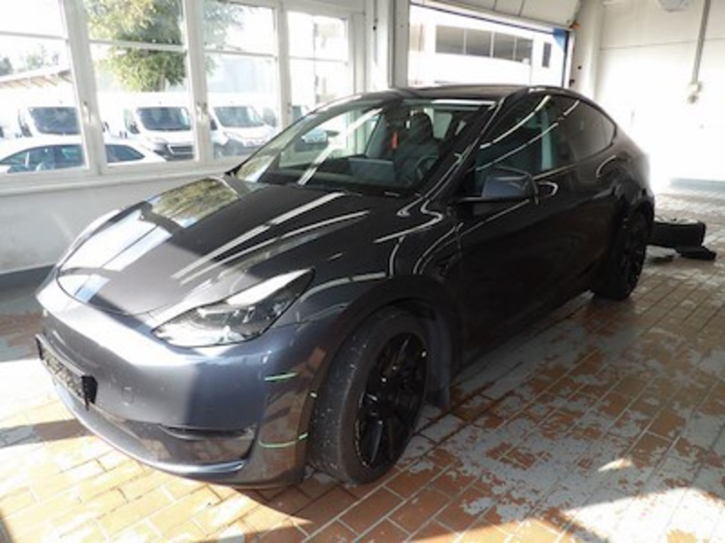 Tesla Model Y 75KWH LR 4WD AUTO