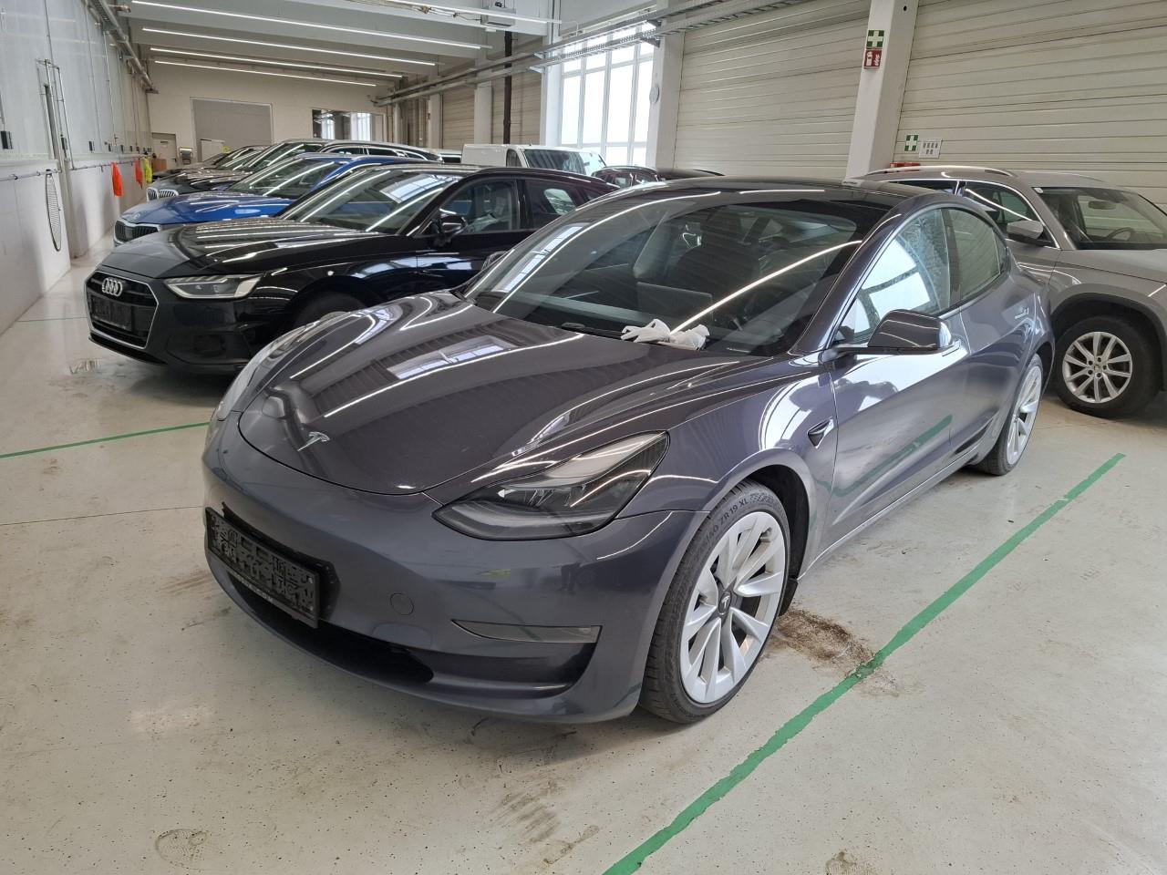 Tesla Model 3 Langstreckenbatterie Allradantrieb 153KW