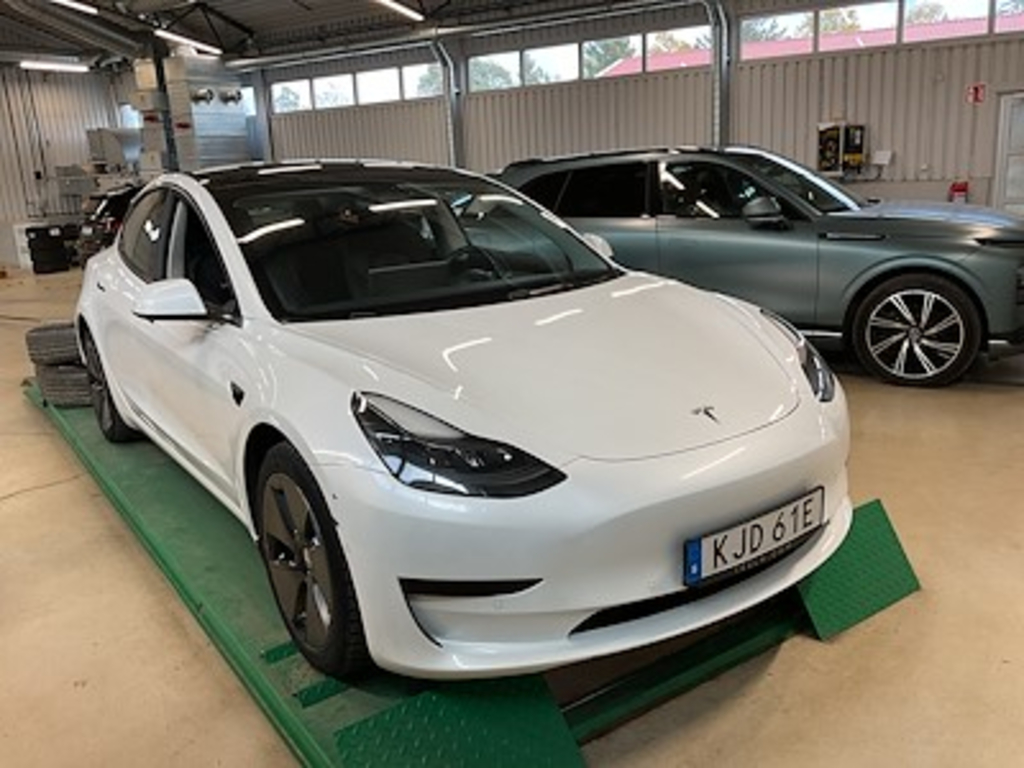 Tesla Model 3 Standard Range