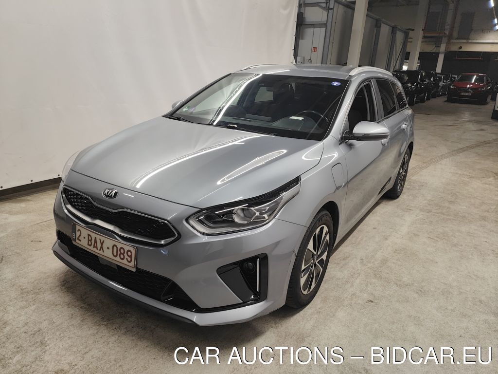 Kia Ceed-sportswago SPORTSWAGON BUSINESS LINE 1.6 GDI PHEV DCT 5D, 2021